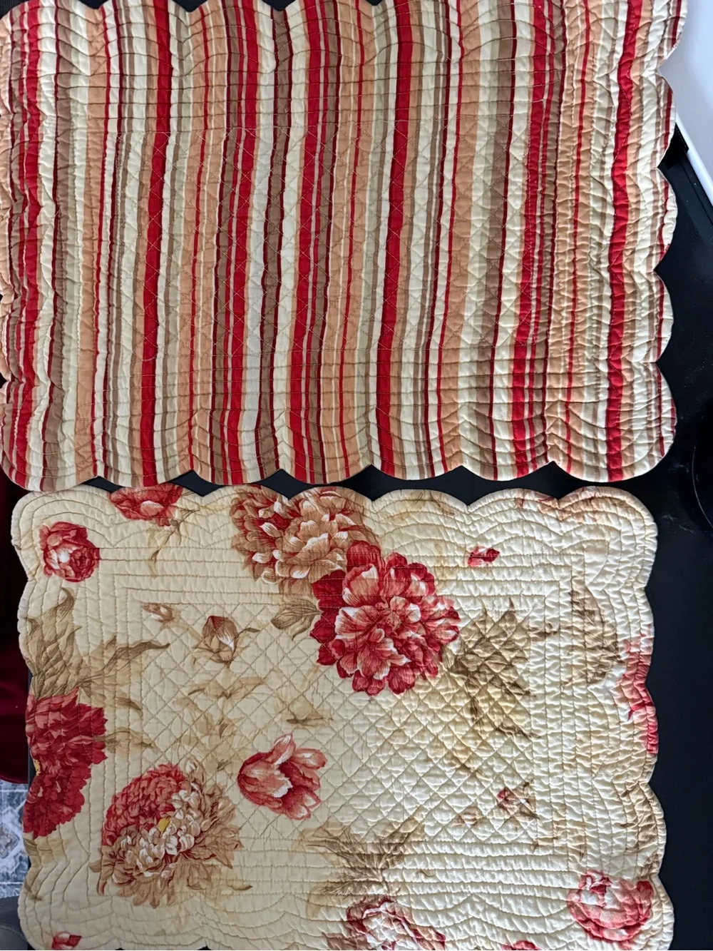 Vintage Pottery Barn reversible quilted placemats. Set of 8